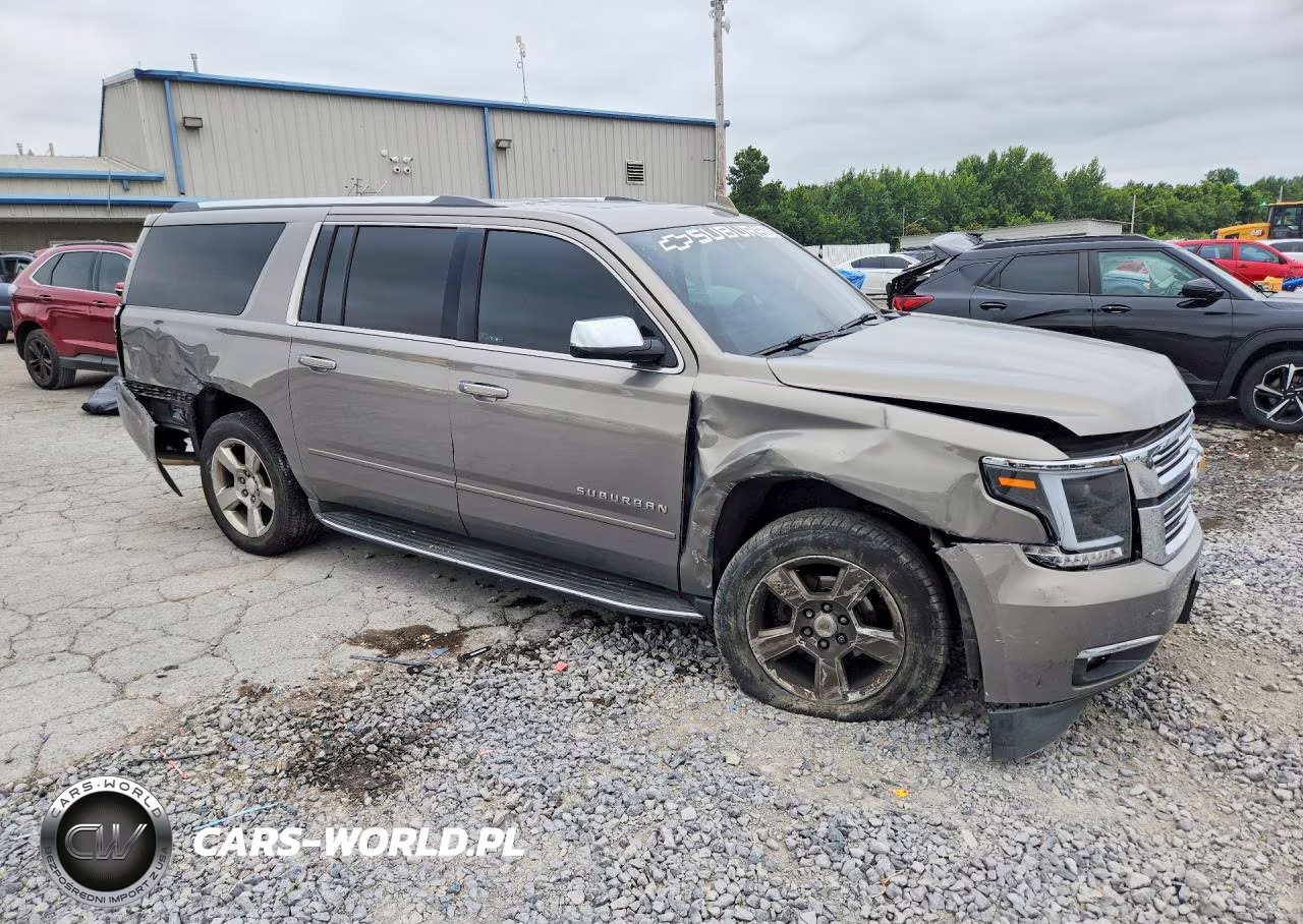 2018 Chevrolet Suburban C1500 Premier VIN:1GNSCJKC3JR385927 - 4