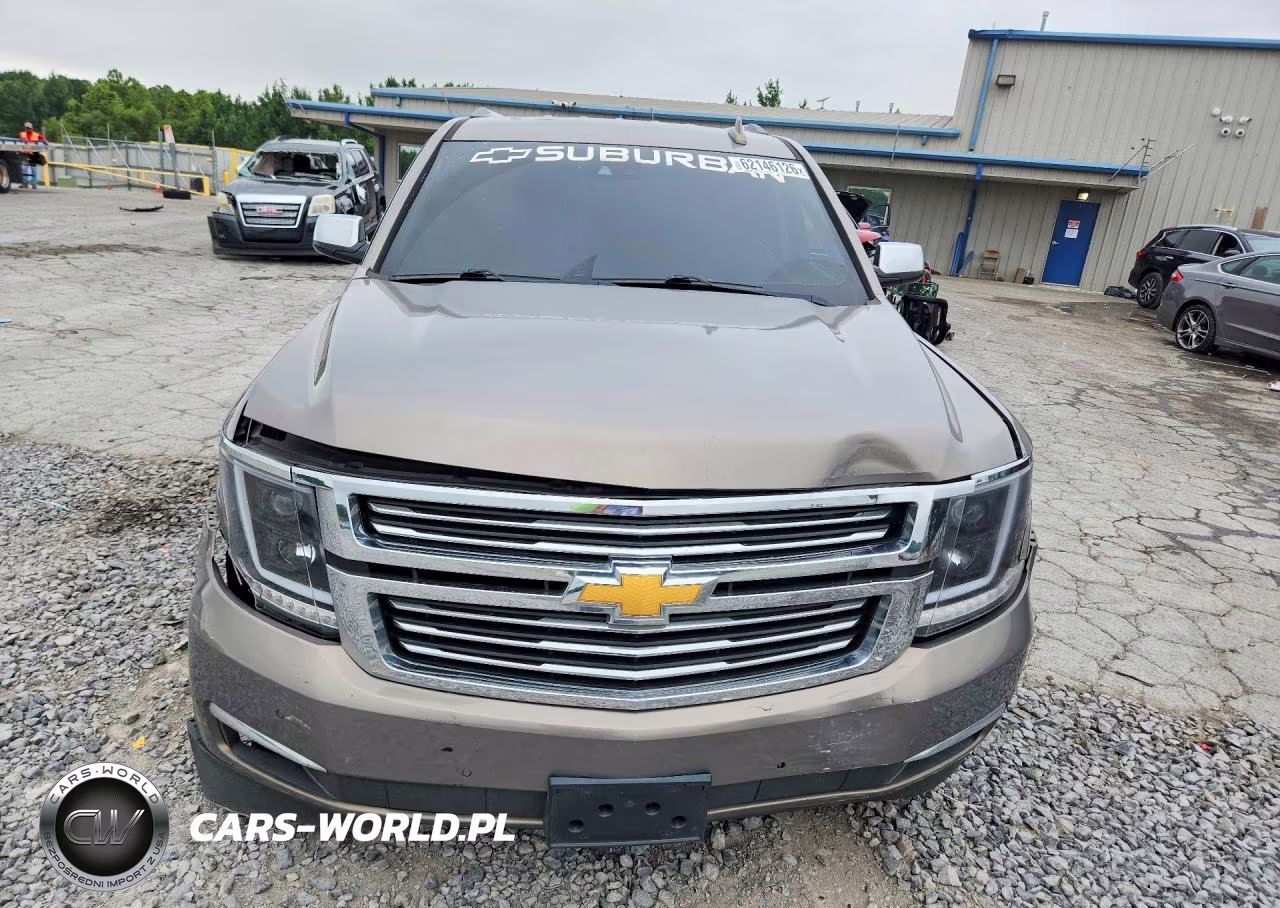 2018 Chevrolet Suburban C1500 Premier VIN:1GNSCJKC3JR385927 - 5