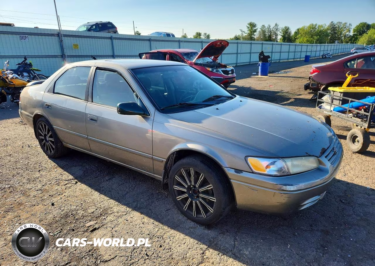 1998 Toyota Camry Le V6 VIN:4T1BF22K6WU060654 - 4