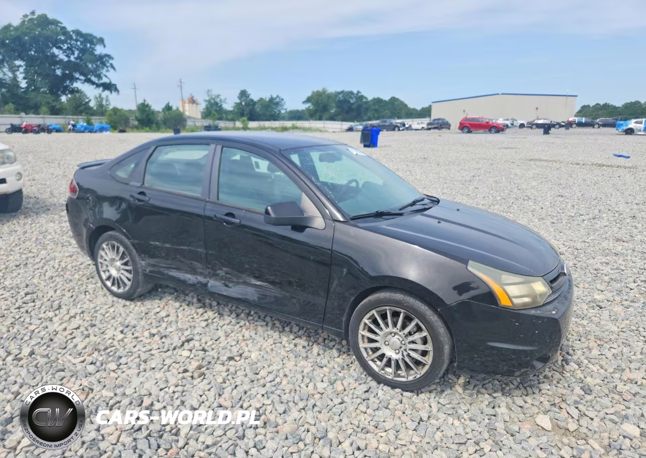 2010 Ford Focus Ses VIN:1FAHP3GN8AW287061 - 4