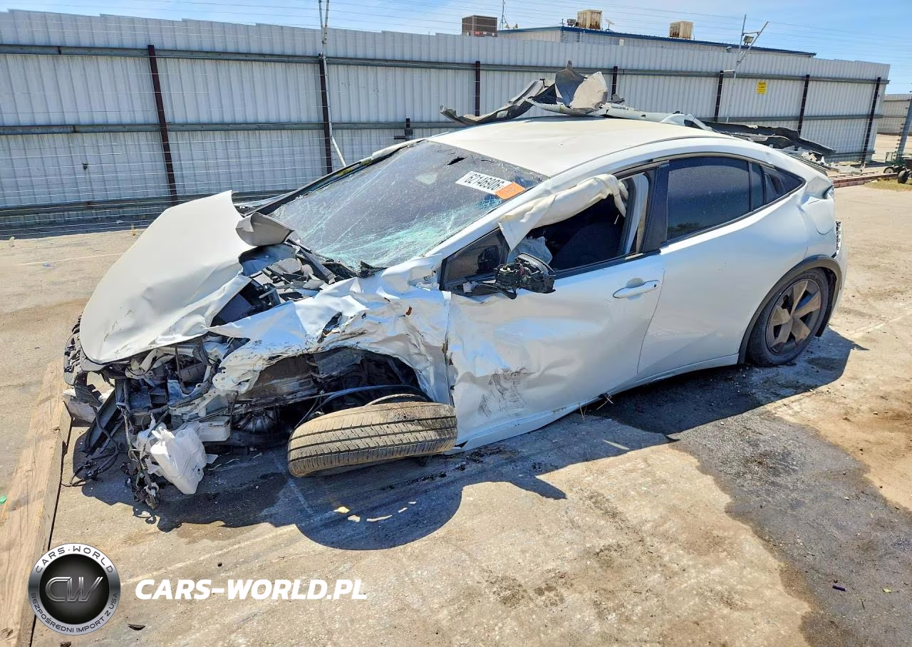 2023 Toyota Prius Le – zdjęcie 1 z 12