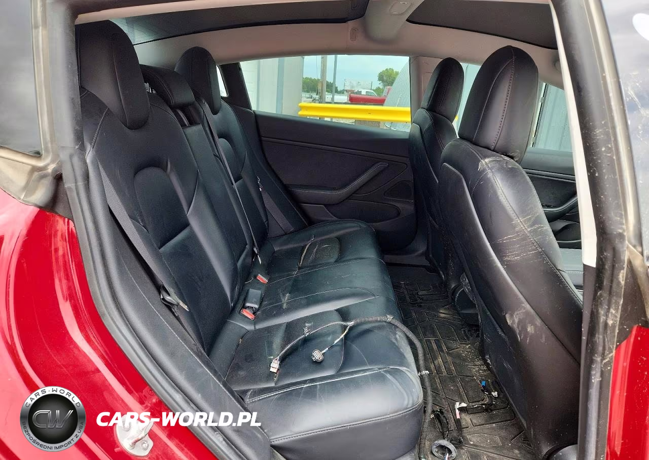 2020 Tesla Model 3 VIN:5YJ3E1EC1LF586477 - 10
