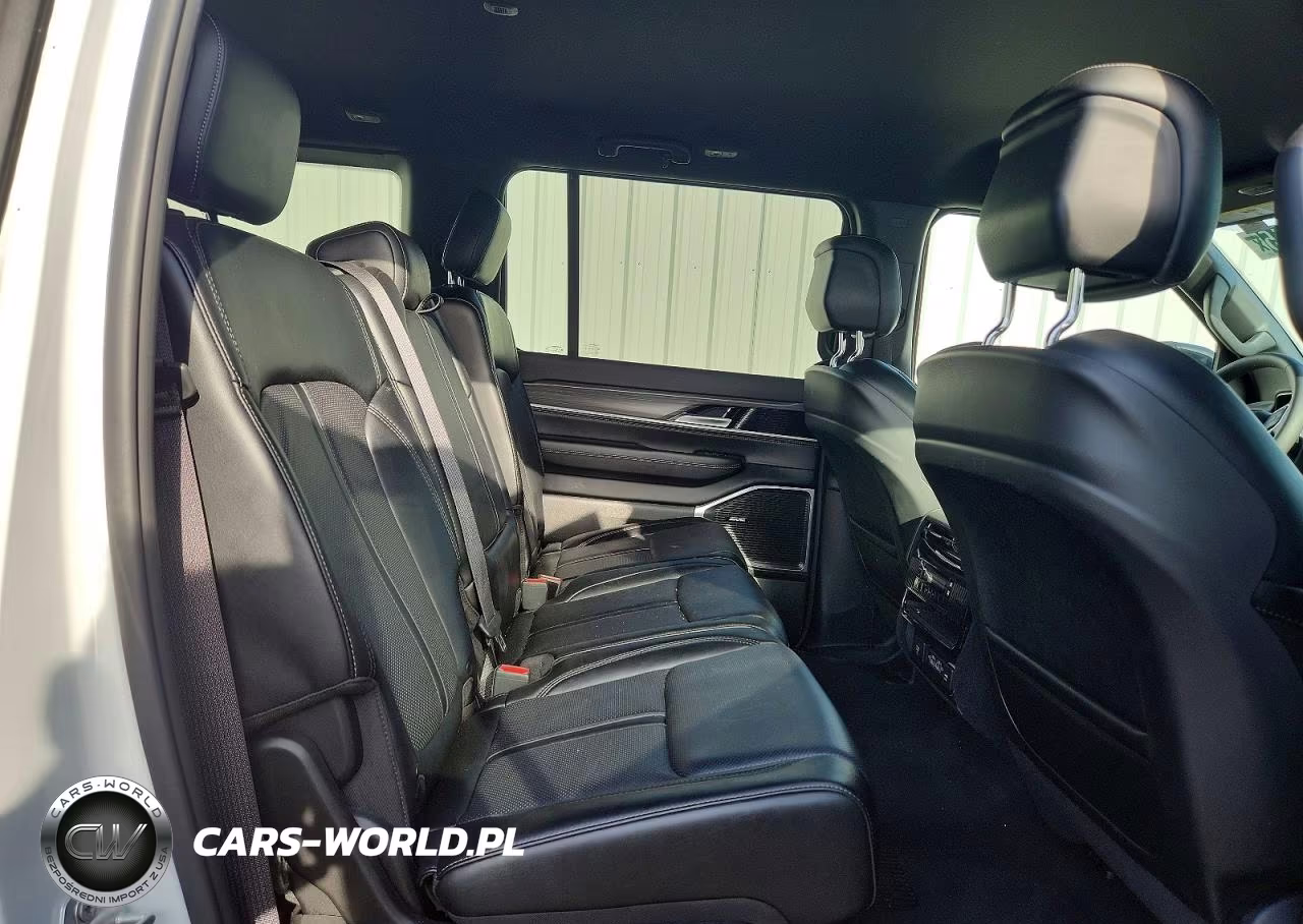 2024 Jeep Wagoneer Series Ii VIN:1C4SJVBPXRS115154 - 11