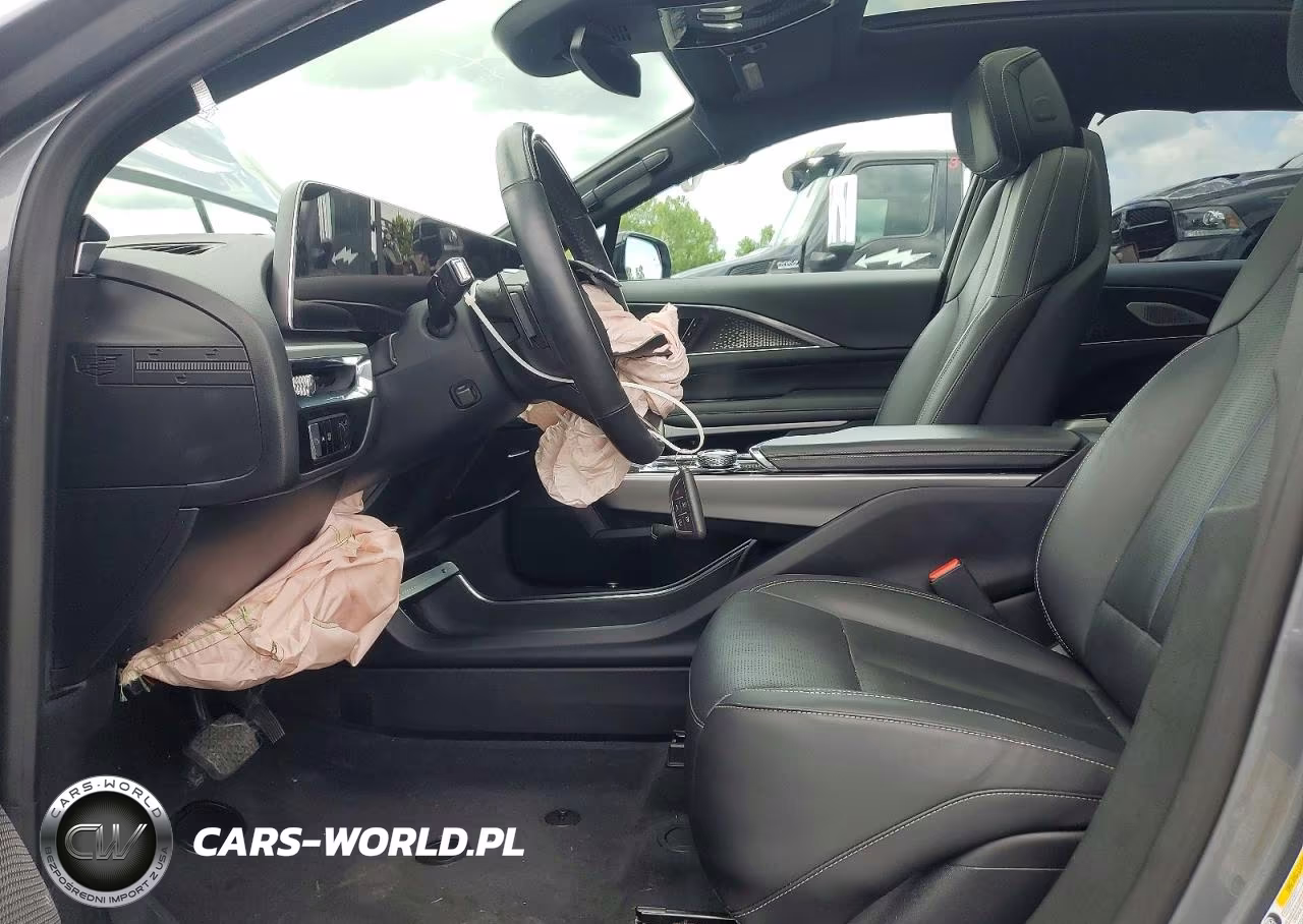 2023 Cadillac Lyriq Luxury VIN:1GYKPPRL1PZ003192 - 7