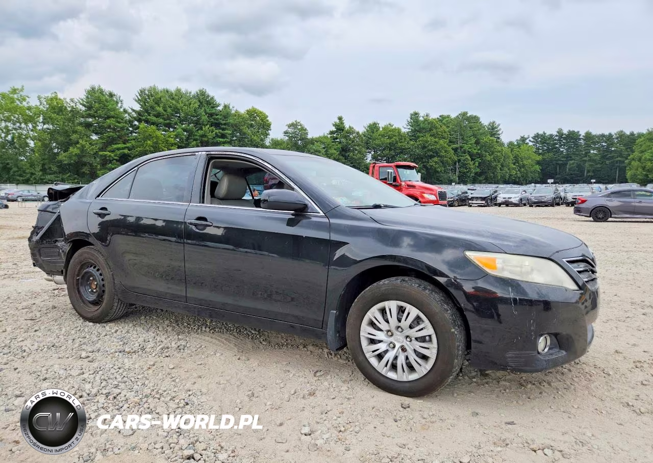 2011 Toyota Camry Xle VIN:4T4BF3EKXBR160225 - 4