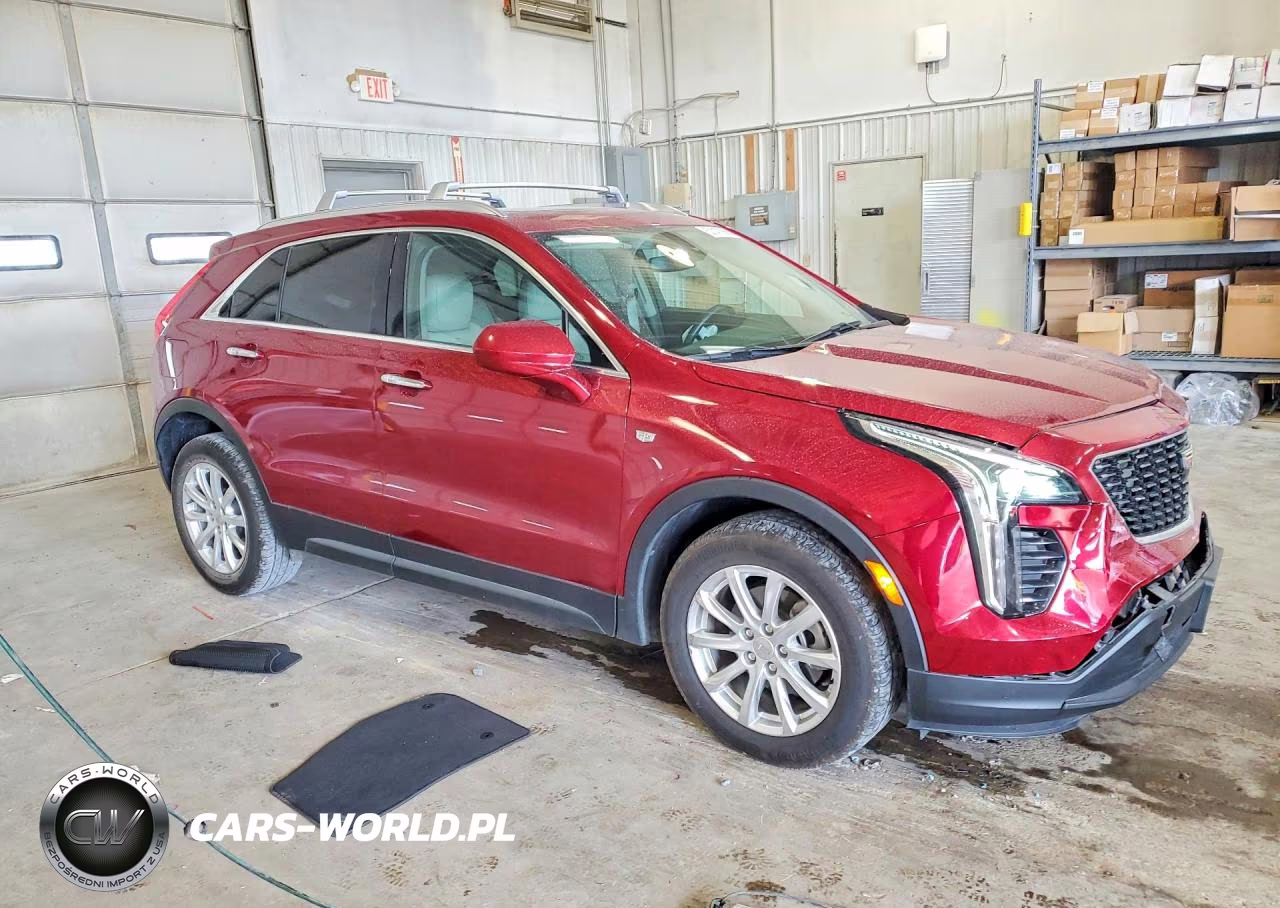 2019 Cadillac Xt4 Luxury VIN:1GYAZAR47KF155161 - 4