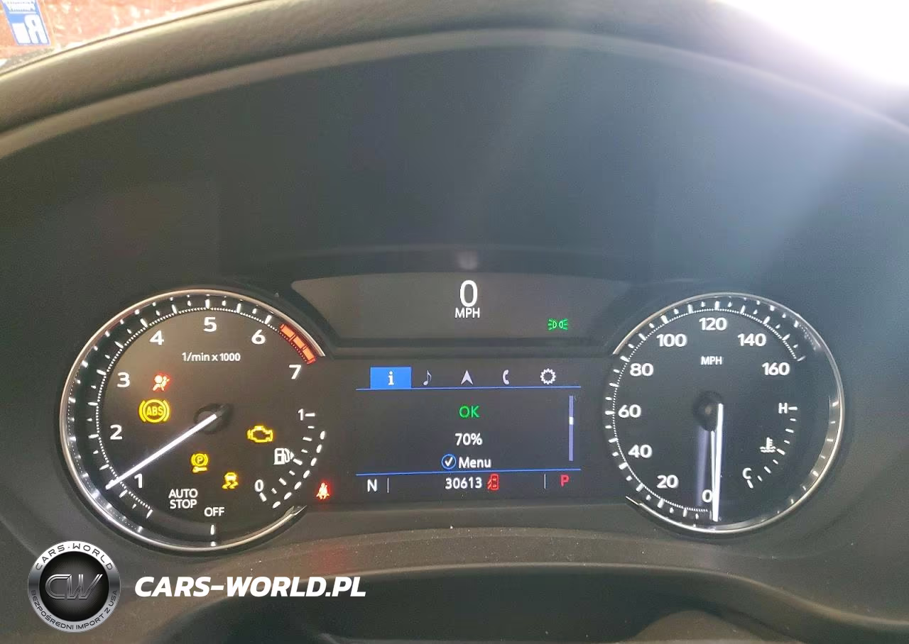 2019 Cadillac Xt4 Luxury VIN:1GYAZAR47KF155161 - 9