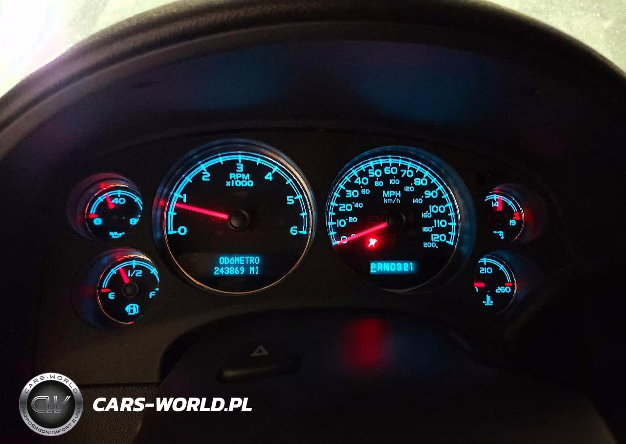 2007 Chevrolet Tahoe K1500 VIN:1GNFK13027R353133 - 9