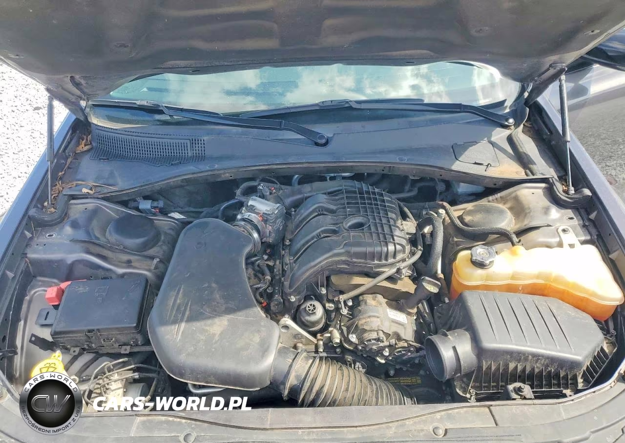 2020 Chrysler 300 Touring VIN:2C3CCAAG7LH172603 - 11