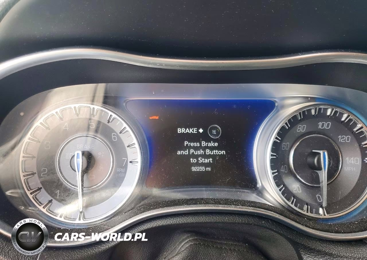 2020 Chrysler 300 Touring VIN:2C3CCAAG7LH172603 - 9