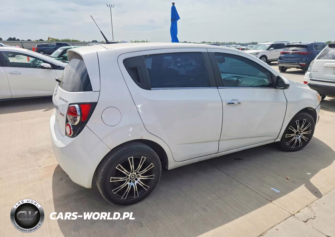 2014 Chevrolet Sonic Ltz VIN:1G1JE6SB7E4108101 - 3