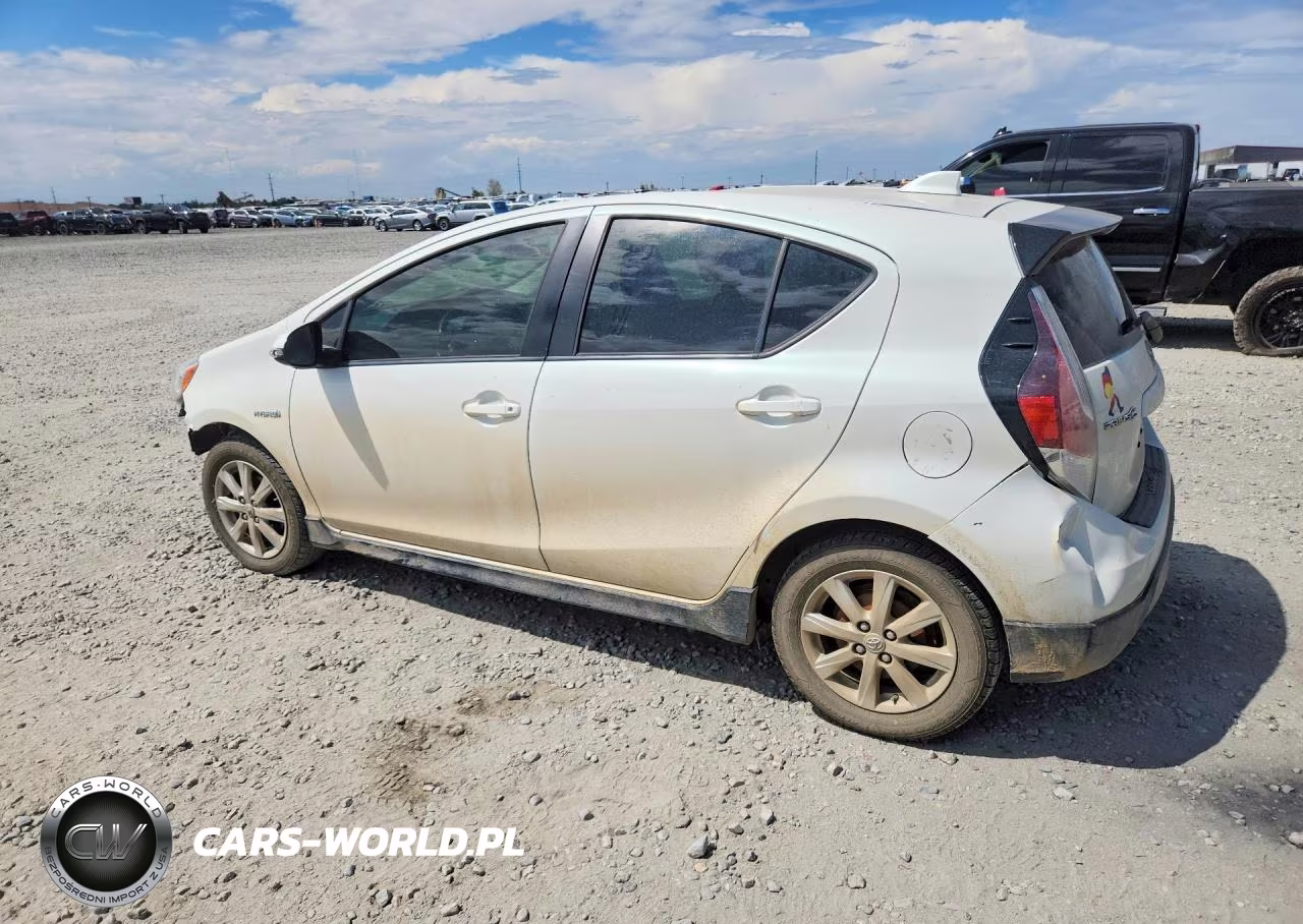 2017 Toyota Prius C Two VIN:JTDKDTB34H1596208 - 2