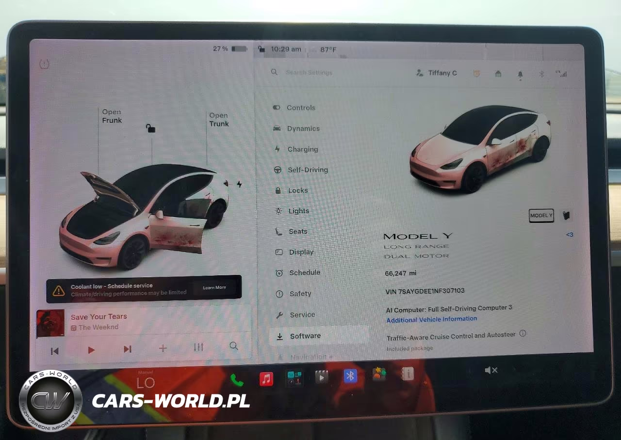 2022 Tesla Model Y VIN:7SAYGDEE1NF307103 - 9