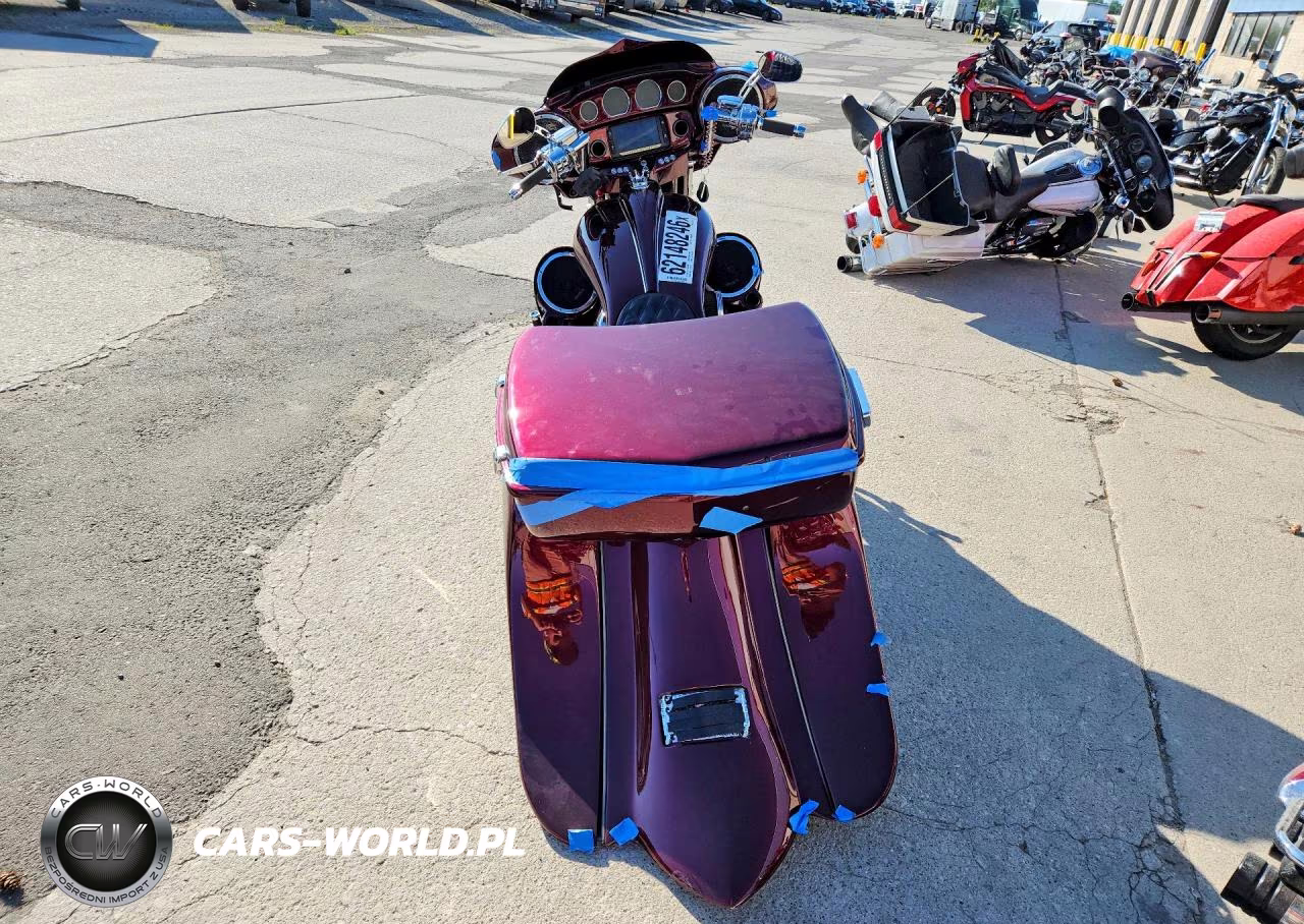 2016 Harley-Davidson Flhxs Street Glide Special VIN:1HD1KRM18GB677896 - 4