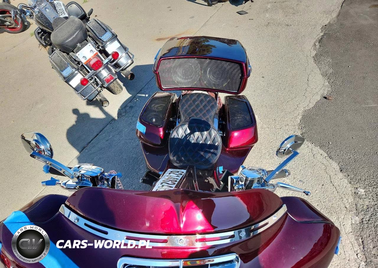 2016 Harley-Davidson Flhxs Street Glide Special VIN:1HD1KRM18GB677896 - 5