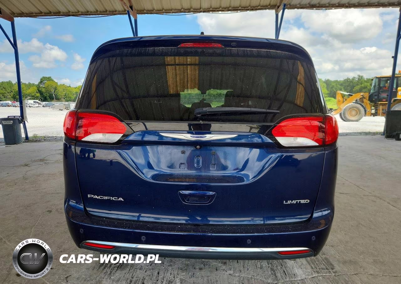 2018 Chrysler Pacifica Limited VIN:2C4RC1GG8JR273847 - 6