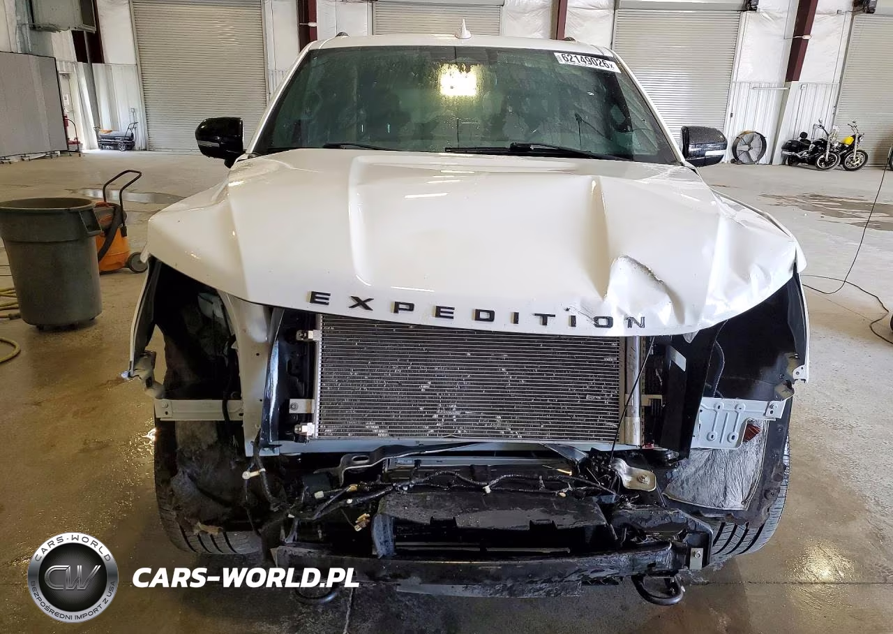 2022 Ford Expedition Limited VIN:1FMJU2AT8NEA09449 - 5