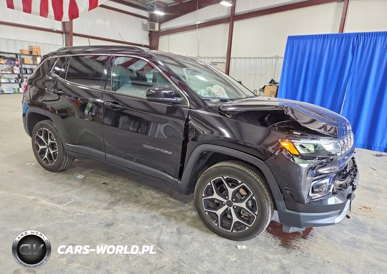 2025 Jeep Compass Limited VIN:3C4NJDCN0ST557790 - 4
