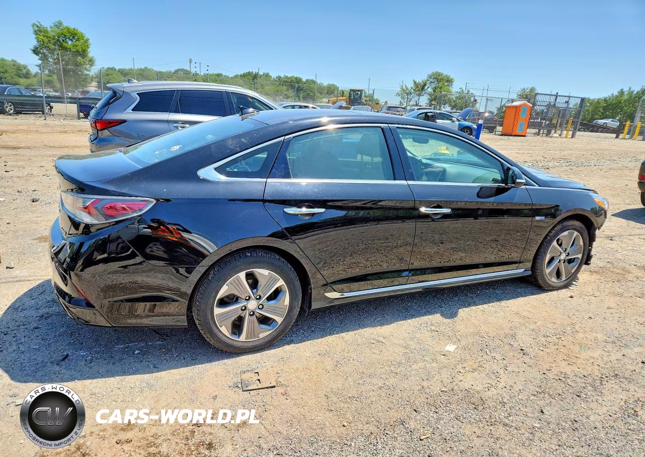 2019 Hyundai Sonata Hybrid Limited VIN:KMHE34L30KA088048 - 3