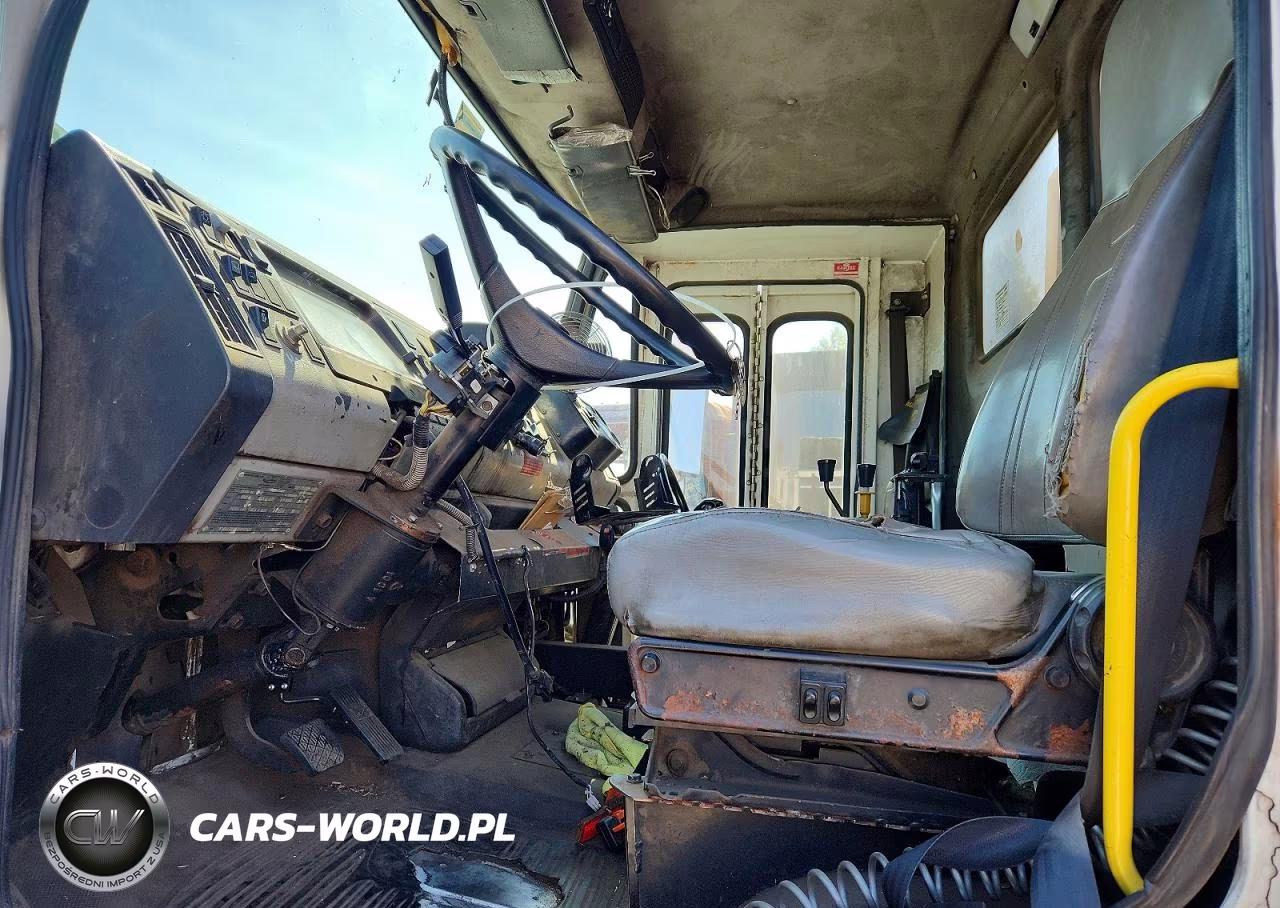 2003 Freightliner Fl70 Packer Garbage Truck VIN:1FVABTBV43HK82615 - 7