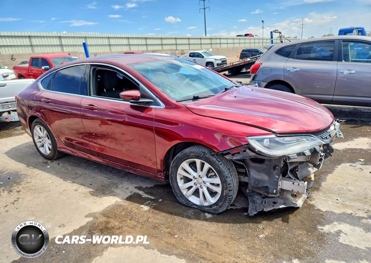 2016 Chrysler 200 Limited VIN:1C3CCCAB1GN166096 - 4