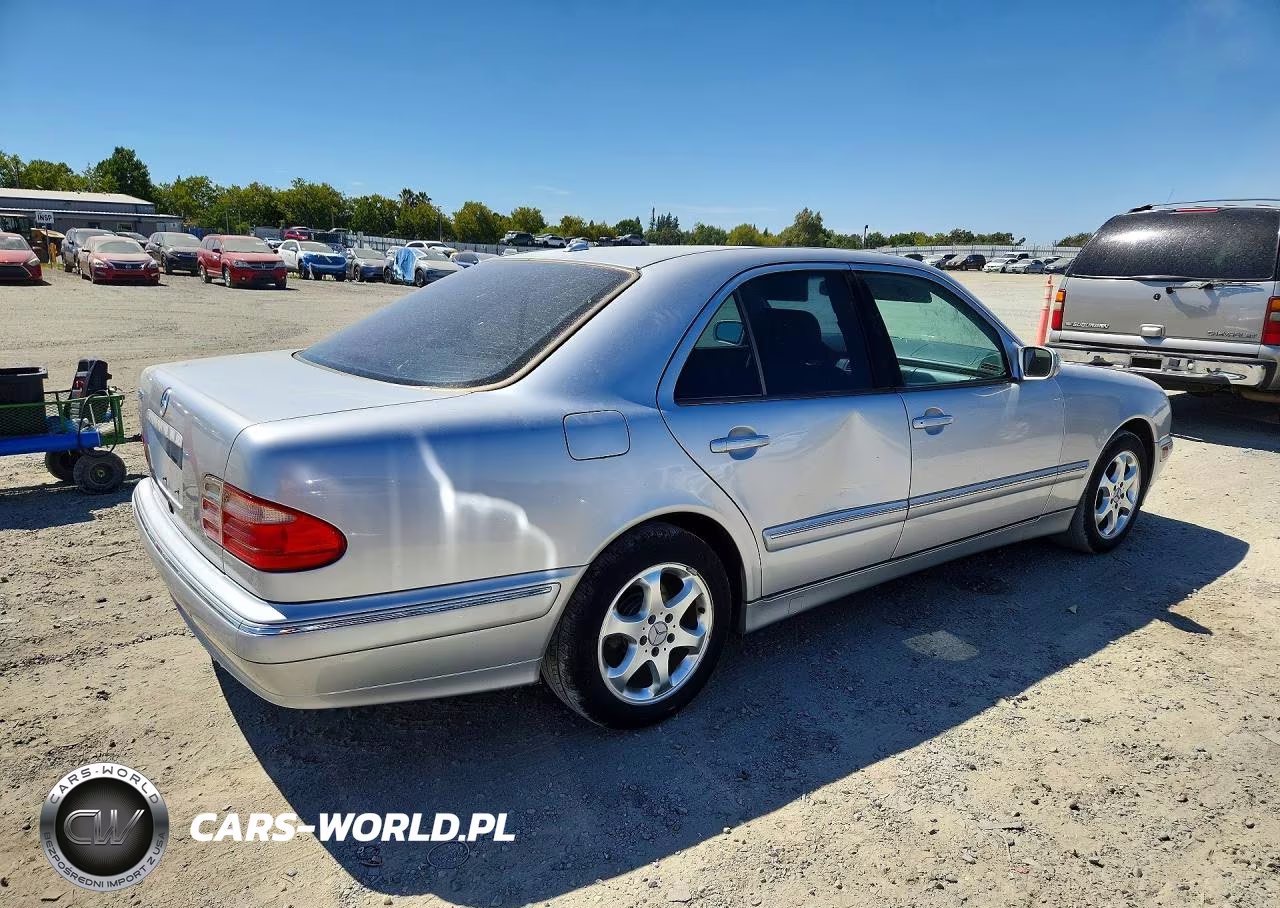 2002 Mercedes-Benz E 320 VIN:WDBJF65J52B412959 - 3