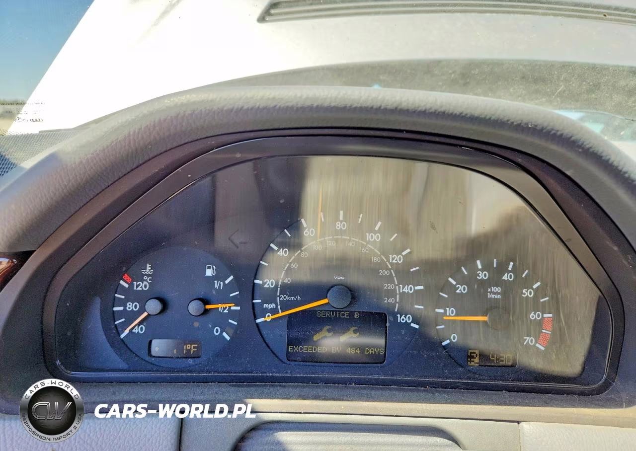 2002 Mercedes-Benz E 320 VIN:WDBJF65J52B412959 - 9