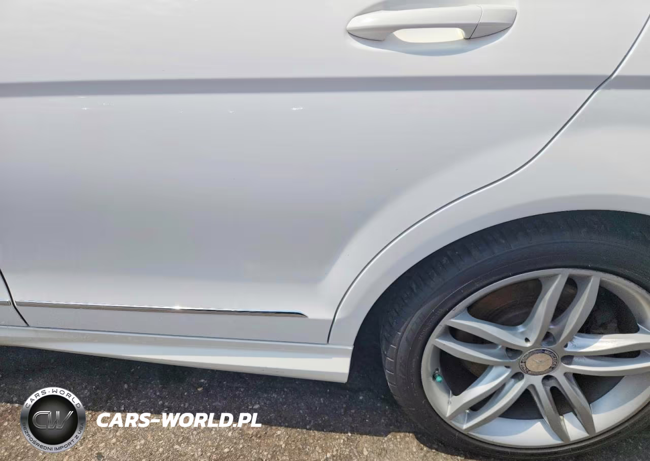 2013 Mercedes-Benz C 300 4Matic VIN:WDDGF8AB9DR253725 - 12