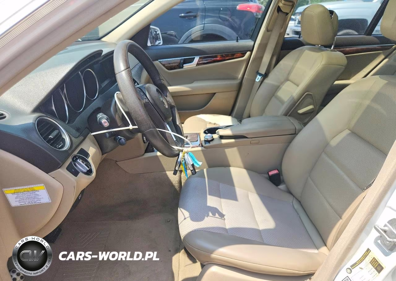 2013 Mercedes-Benz C 300 4Matic VIN:WDDGF8AB9DR253725 - 7