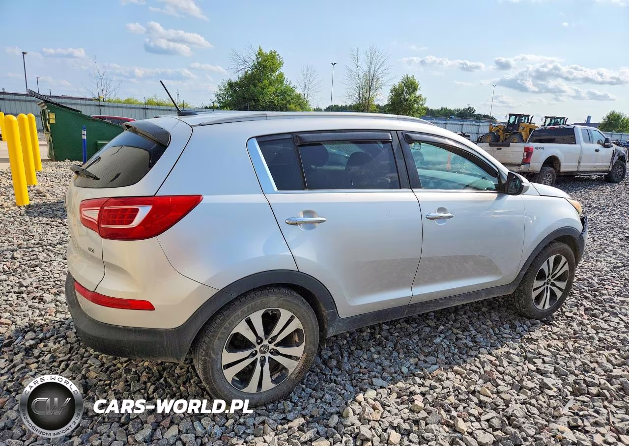 2013 Kia Sportage Ex VIN:KNDPC3A28D7372349 - 3