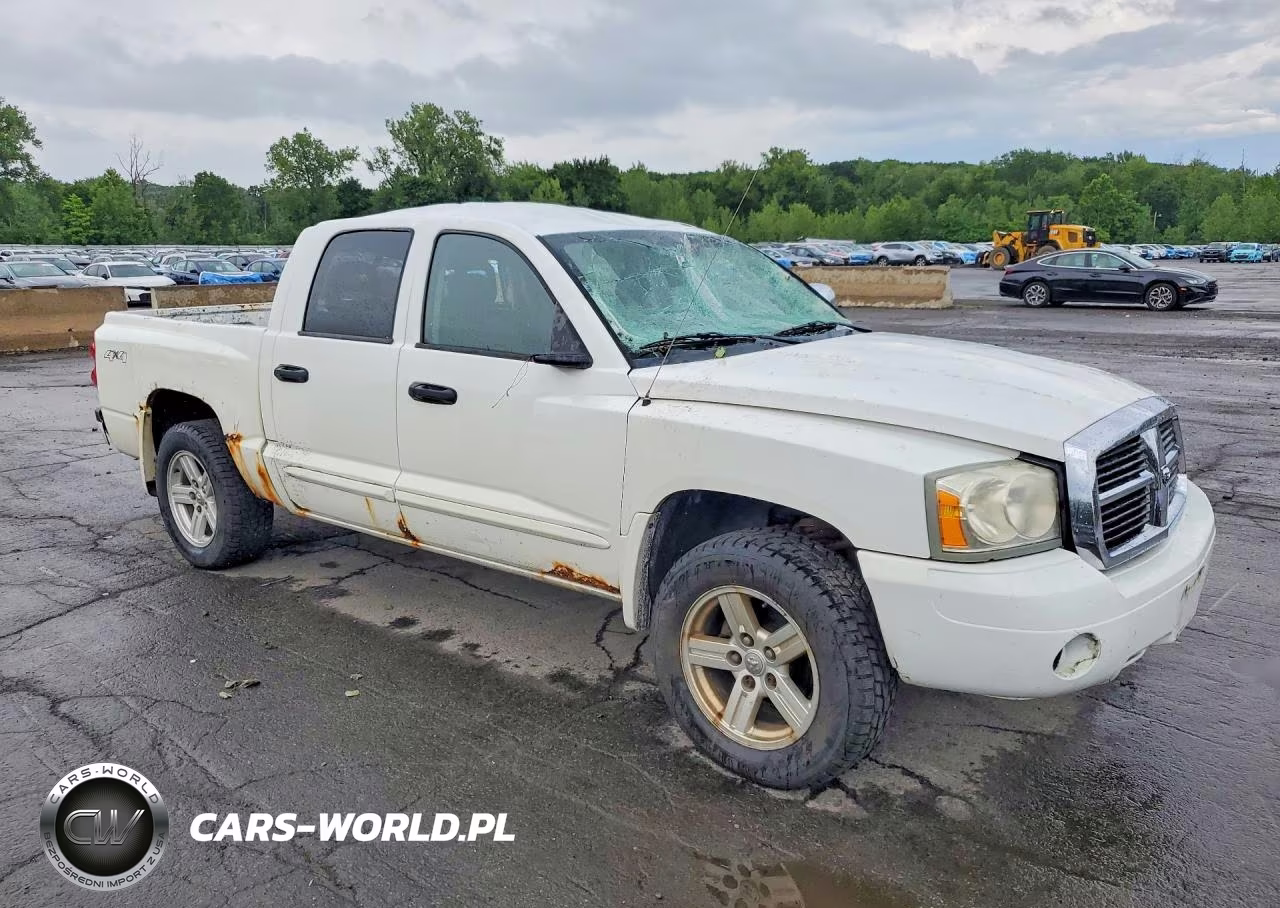 2007 Dodge Dakota Quad Slt VIN:1D7HW48N17S118619 - 4