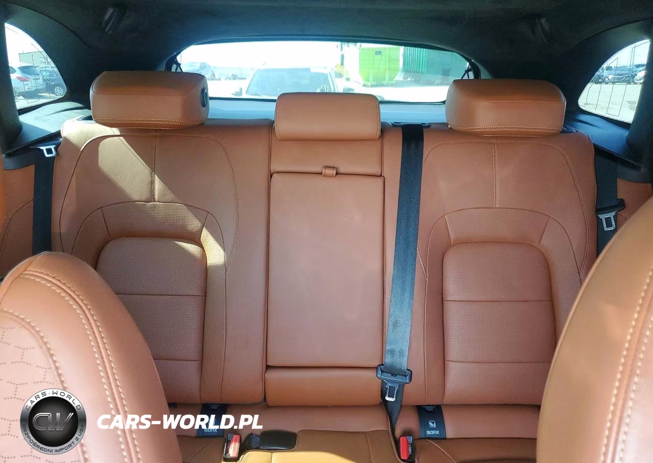 2024 Jaguar F-Pace R-Dynamic S VIN:SADCT2EX4RA735341 - 10