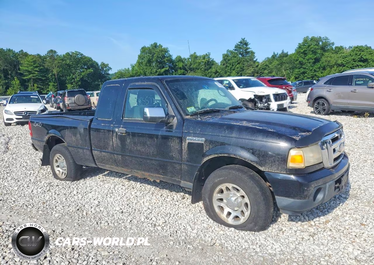 2010 Ford Ranger Super Cab VIN:1FTLR4FE0APA35823 - 4