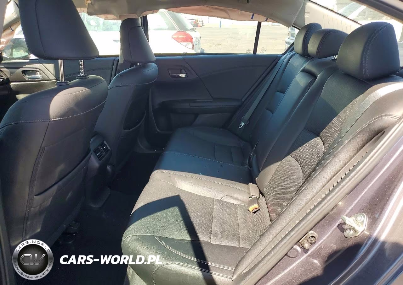 2015 Honda Accord Touring Hybrid VIN:1HGCR6F78FA014467 - 10