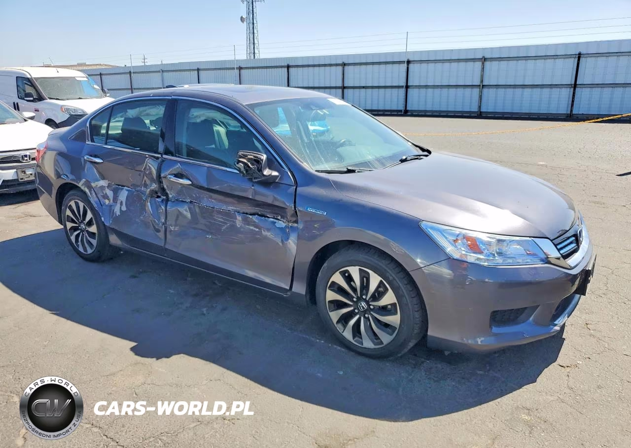 2015 Honda Accord Touring Hybrid VIN:1HGCR6F78FA014467 - 4