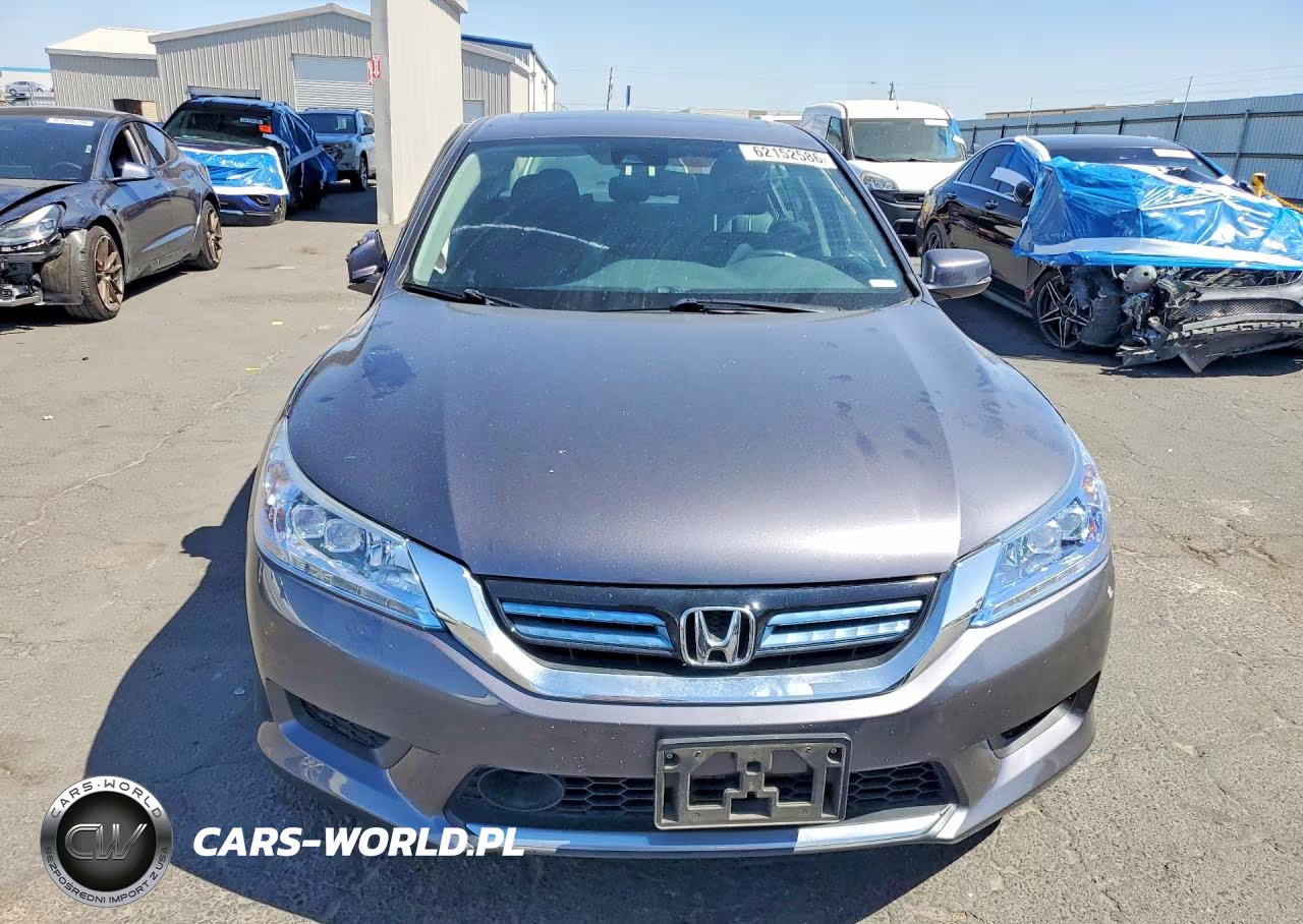 2015 Honda Accord Touring Hybrid VIN:1HGCR6F78FA014467 - 5