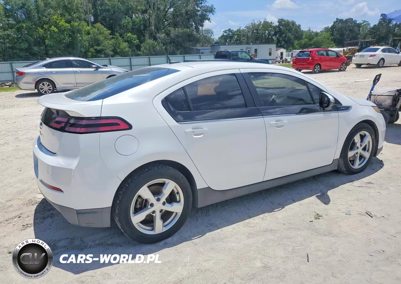 2013 Chevrolet Volt VIN:1G1RA6E44DU106235 - 3
