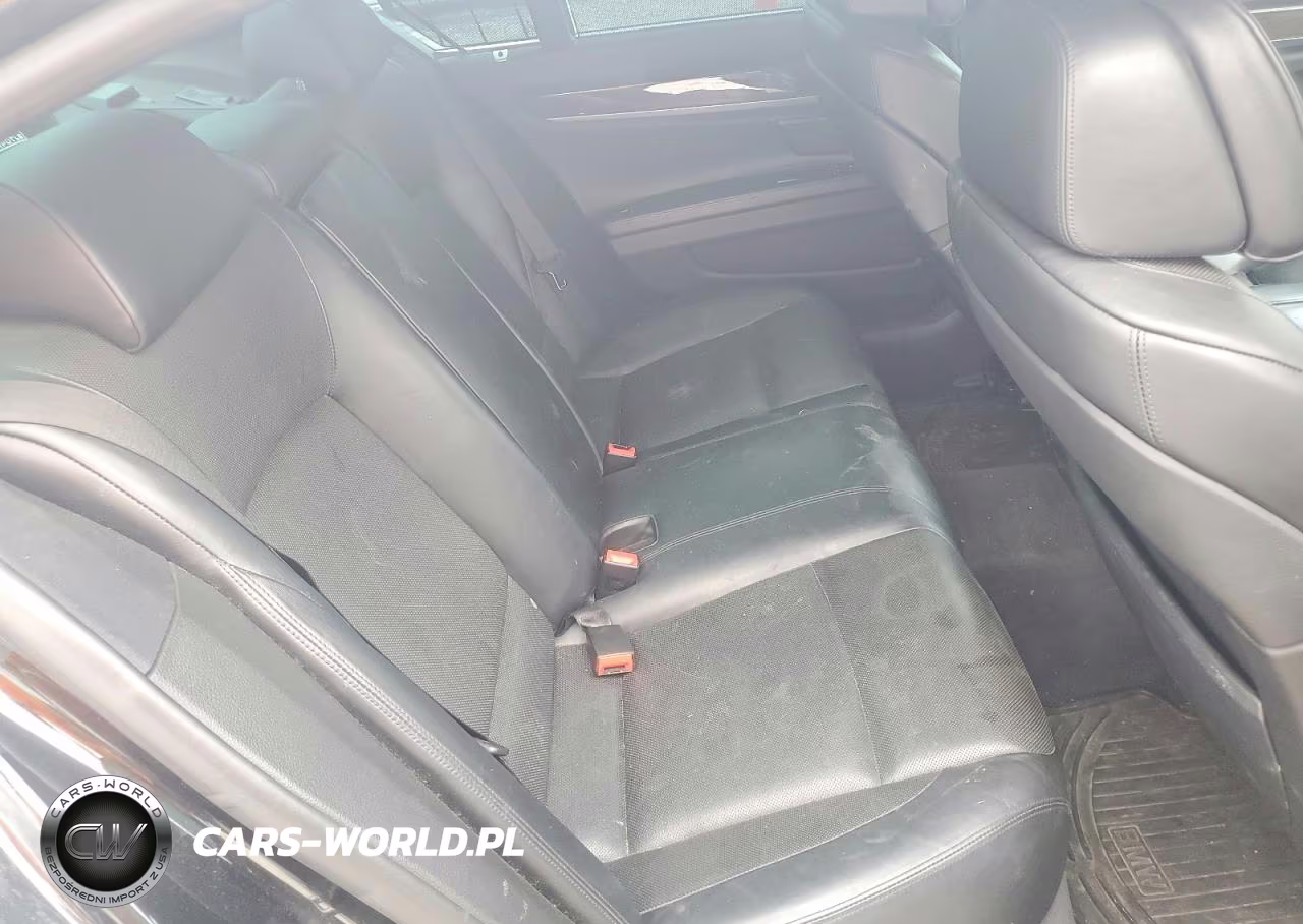 2012 BMW 750 Xi VIN:WBAKC6C56CC395747 - 10