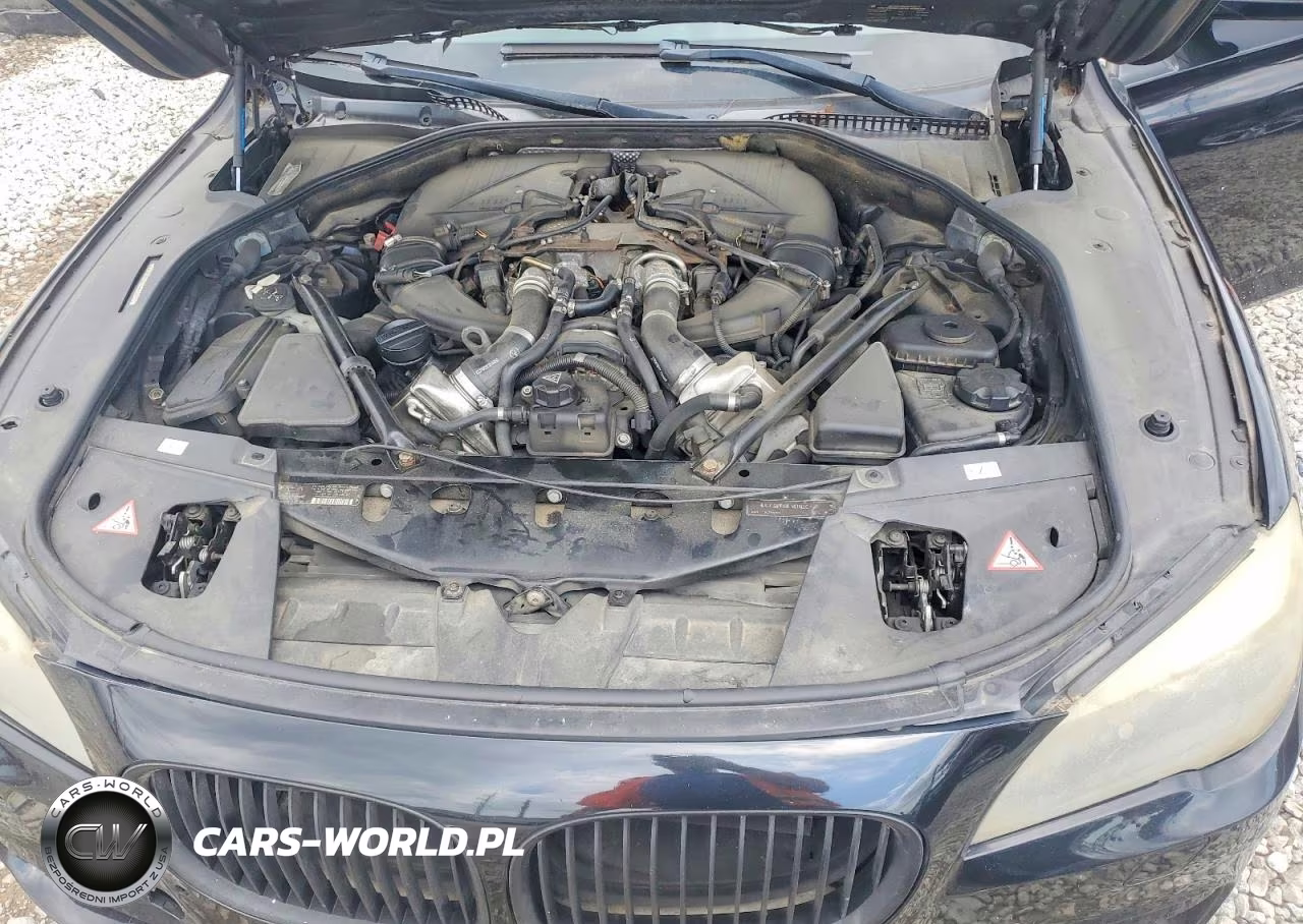 2012 BMW 750 Xi VIN:WBAKC6C56CC395747 - 11