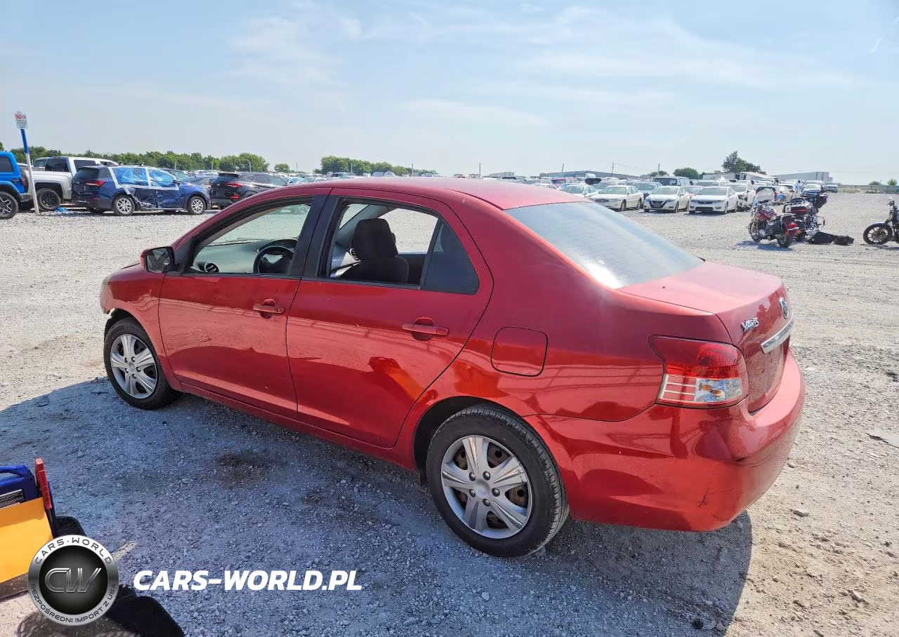 2011 Toyota Yaris Base VIN:JTDBT4K31B1405165 - 2
