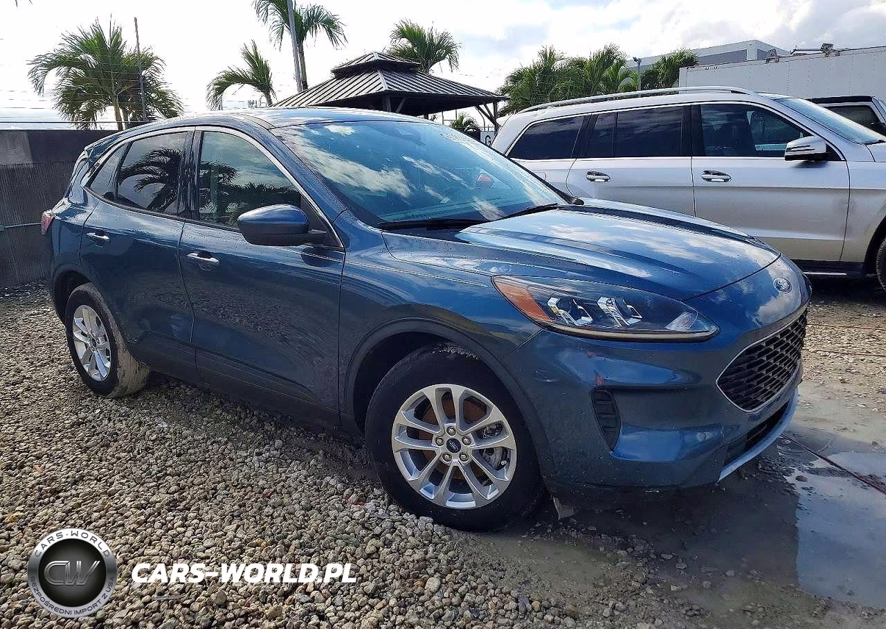 2020 Ford Escape Se VIN:1FMCU0G66LUC32803 - 4