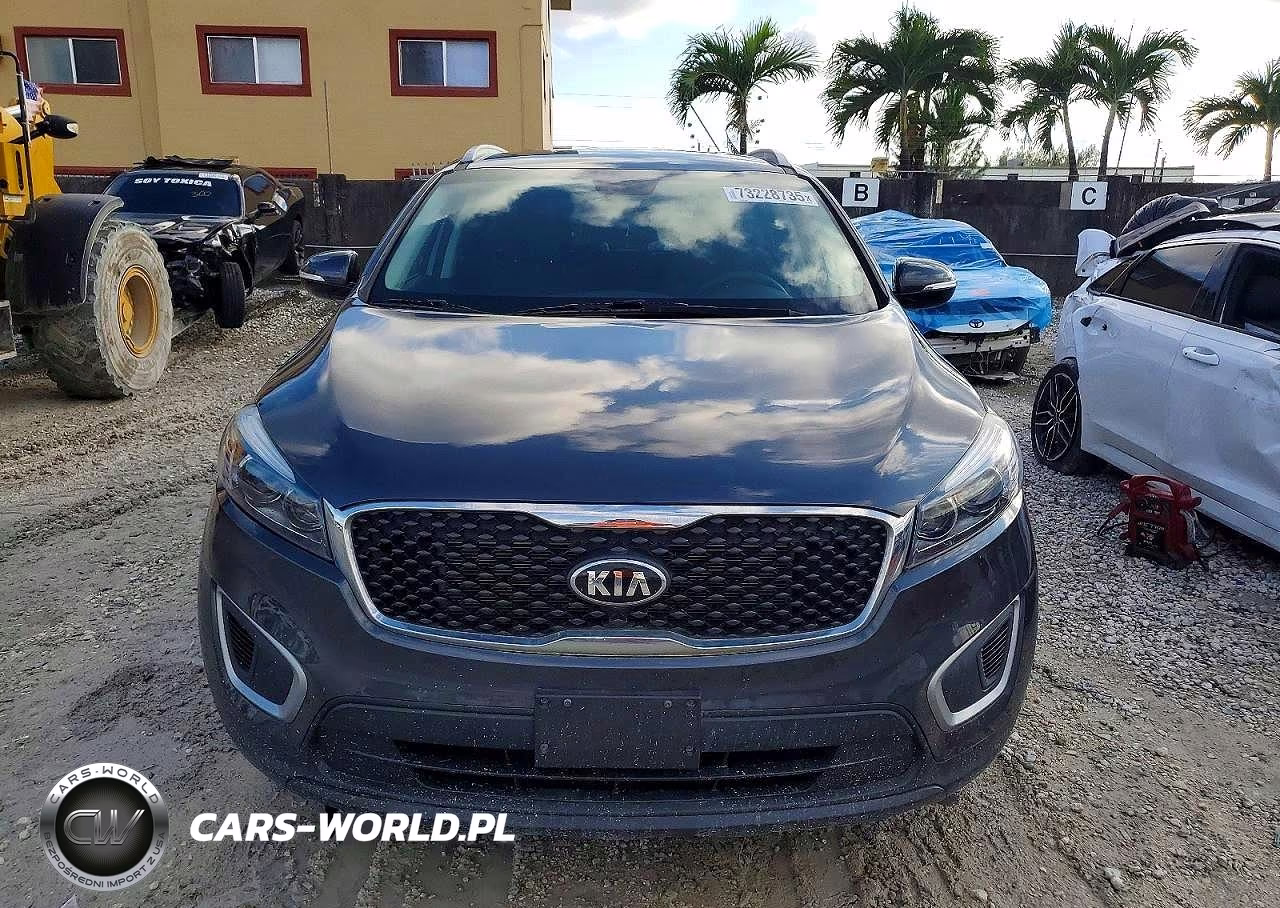 2018 Kia Sorento Lx VIN:5XYPG4A38JG344438 - 5