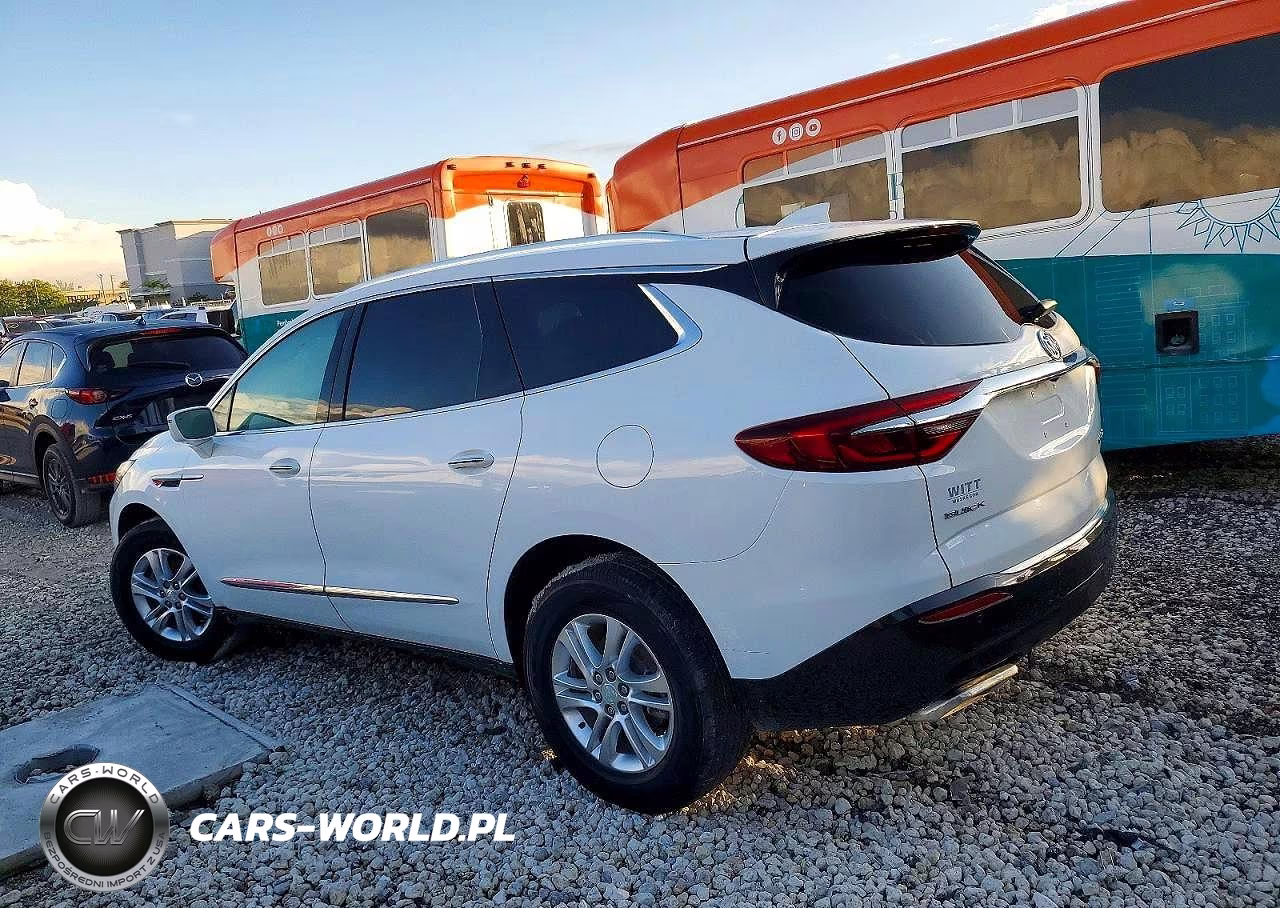 2018 Buick Enclave Essence VIN:5GAERBKW5JJ122102 - 2