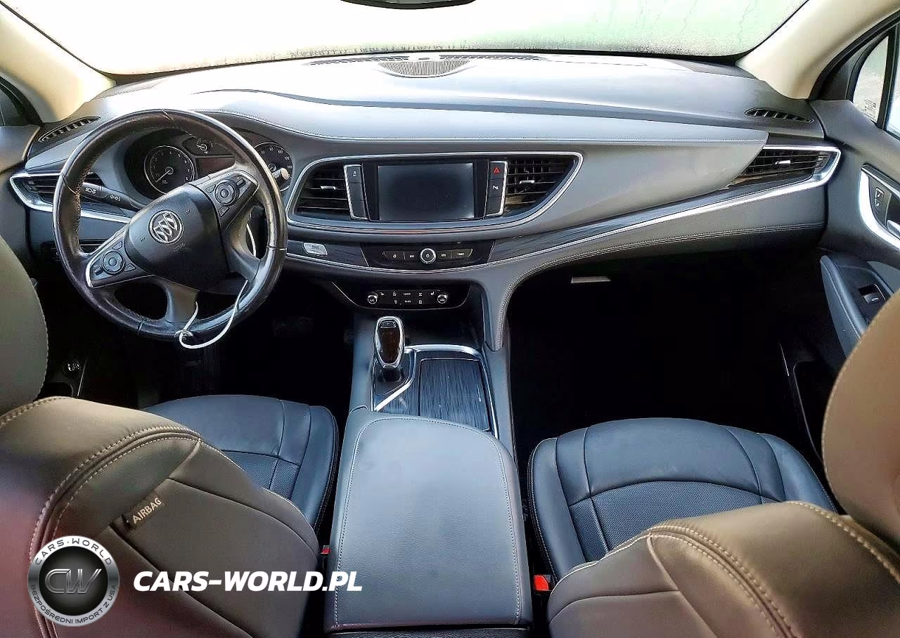 2018 Buick Enclave Essence VIN:5GAERBKW5JJ122102 - 8