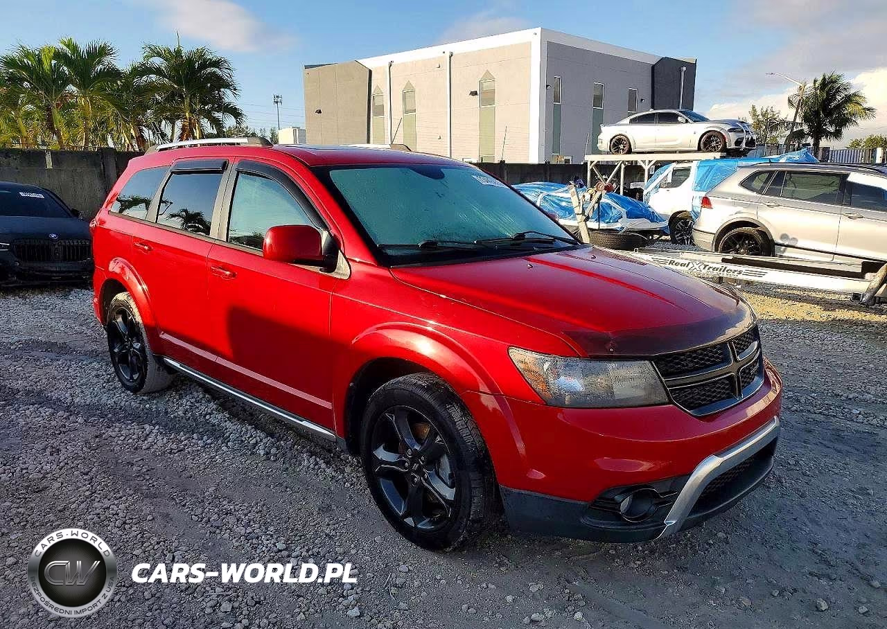 2018 Dodge Journey Crossroad VIN:3C4PDCGBXJT252063 - 4