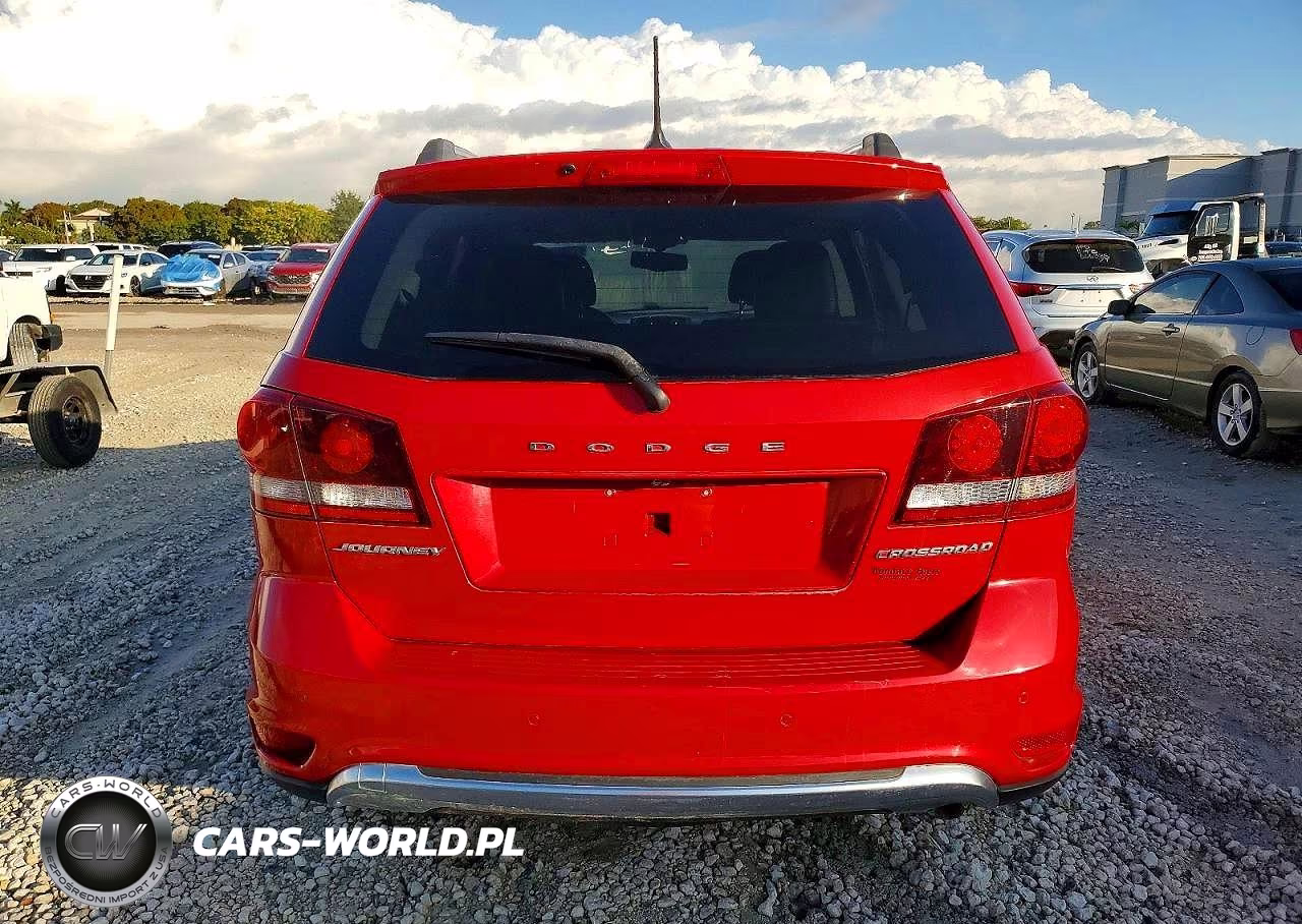 2018 Dodge Journey Crossroad VIN:3C4PDCGBXJT252063 - 6