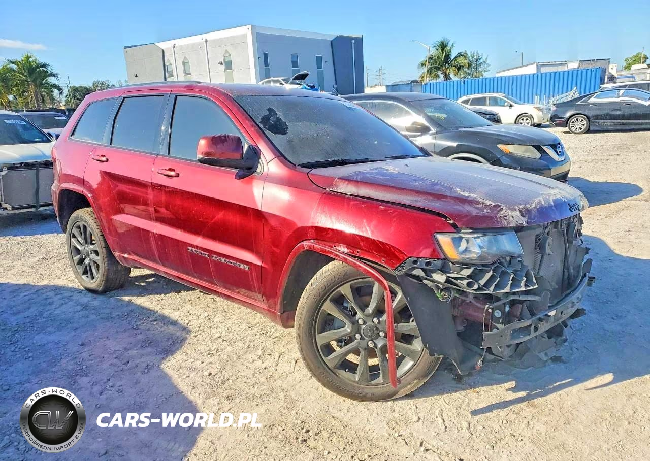 2020 Jeep Grand Cherokee Laredo VIN:1C4RJEAG0LC245235 - 4