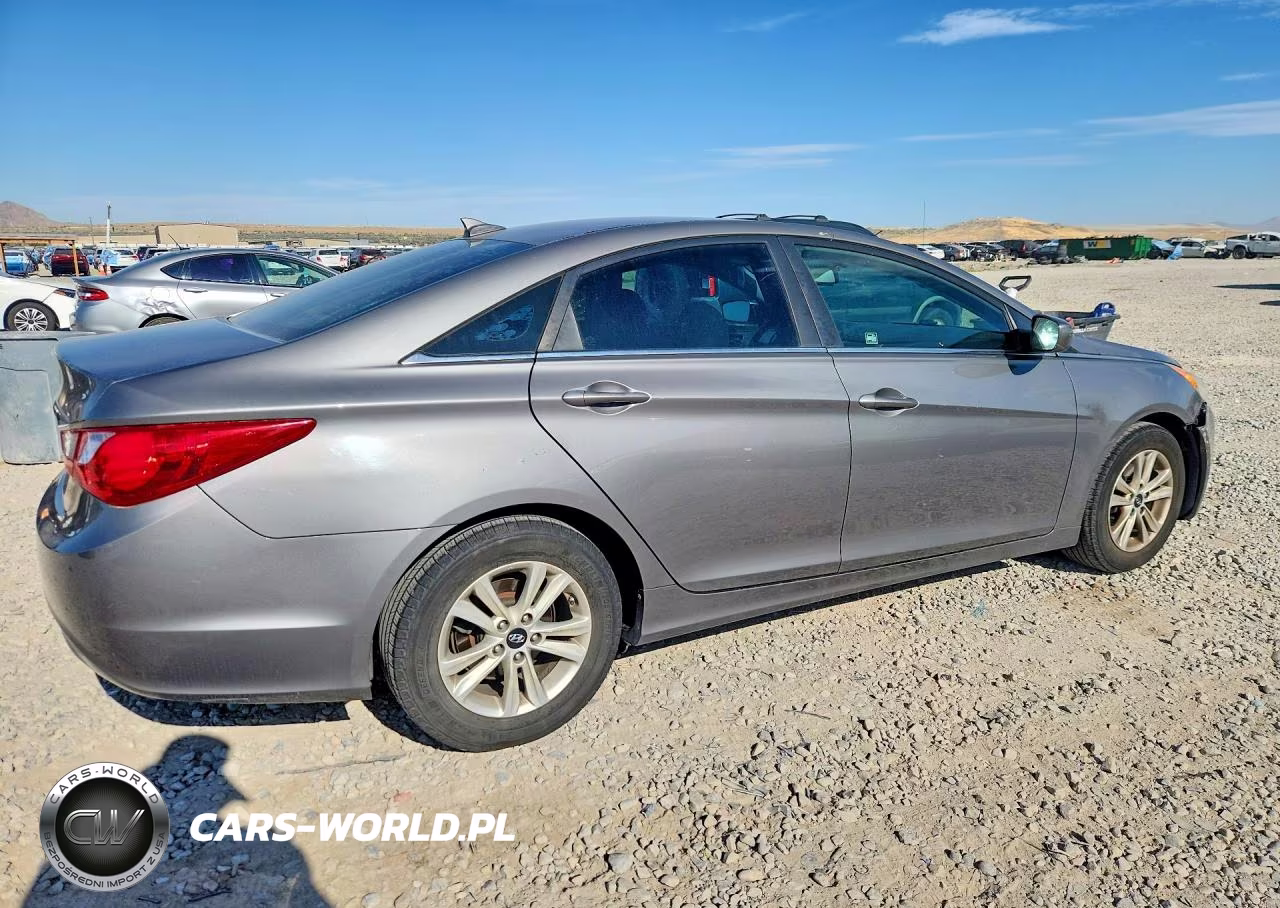 2013 Hyundai Sonata Gls VIN:5NPEB4AC4DH771358 - 3