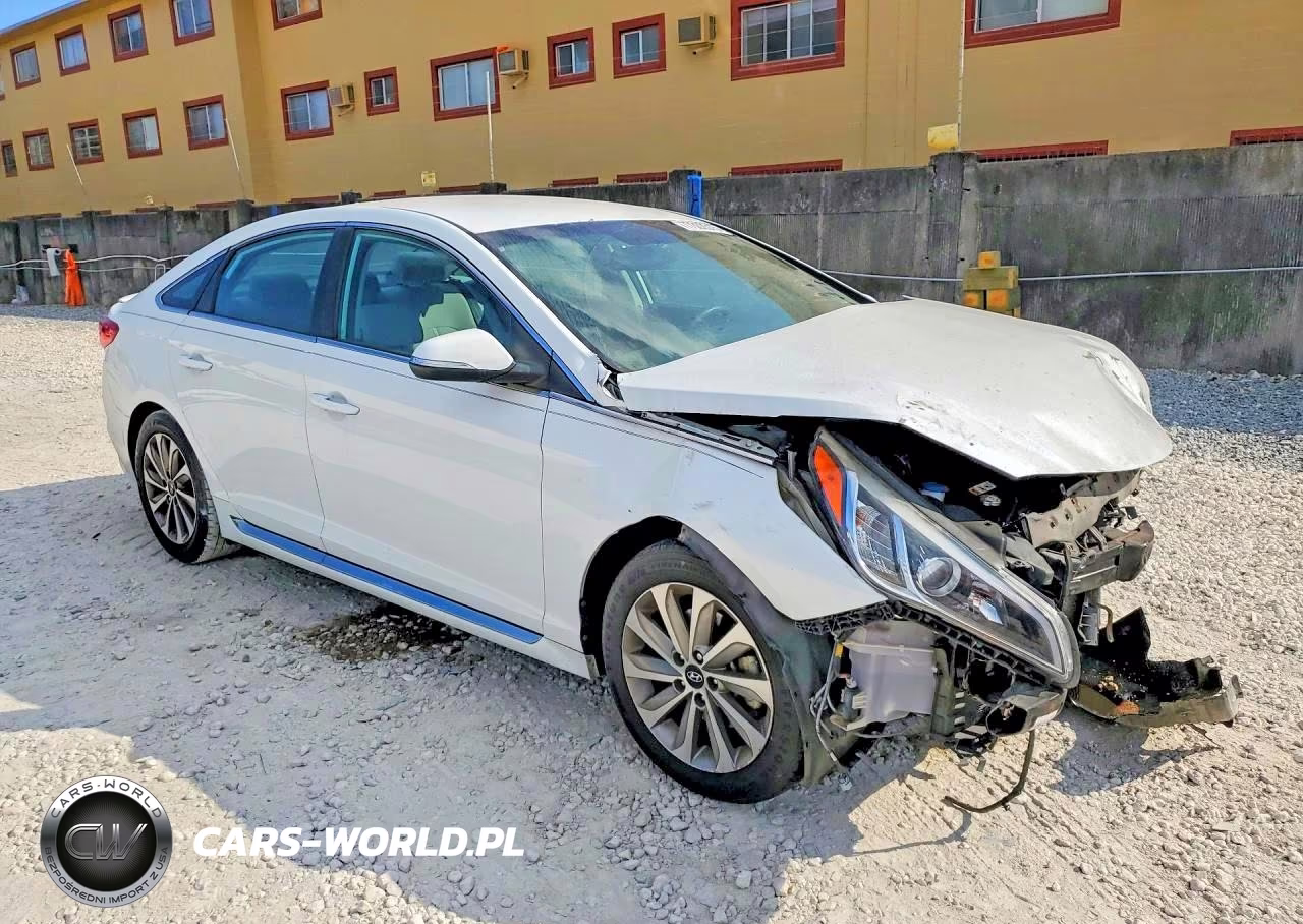 2017 Hyundai Sonata Sport VIN:5NPE34AF8HH535017 - 4