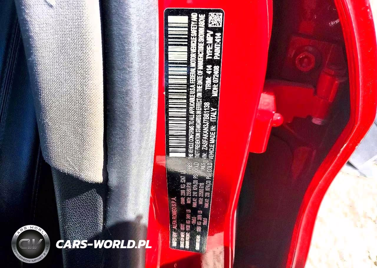 2018 Alfa Romeo Stelvio VIN:ZASFAKAN3J7B81138 - 14